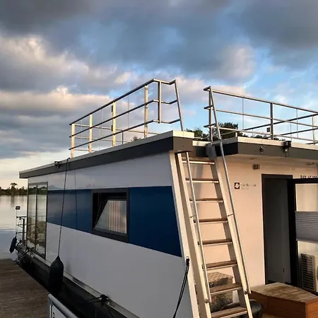 Tekne Hausboot Fru Puettelkow