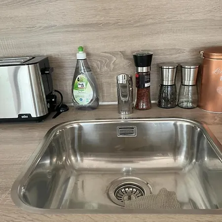 Hausboot Fru Puettelkow Tekne *